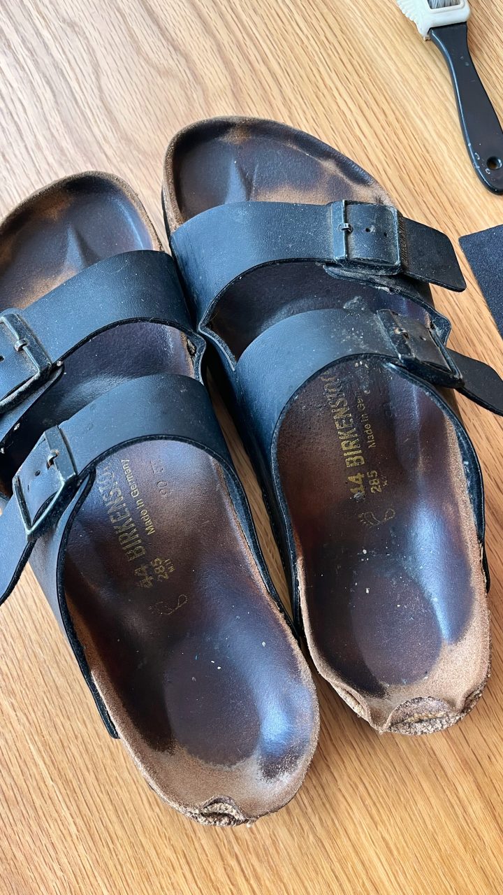 HOW TO CLEAN YOUR BIRKENSTOCKS